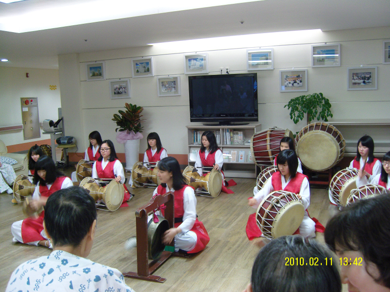 [2010년 설맞이 위안공연] 