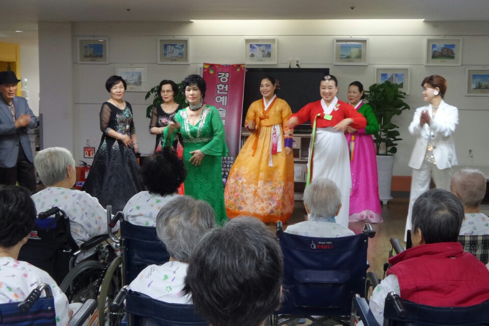 4월 경헌 예술단 공연